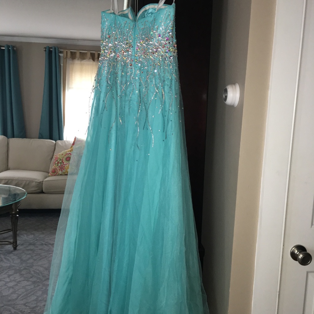 Prom Dress MADISON JAMES SIZE 8 - Picture 4 of 8